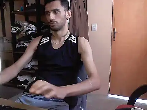 Snapshot of iendriw chatting on 03.21.25 iendriw online show from 03.21.25