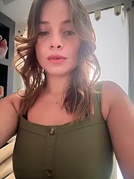 Snapshot of gynna_kimera chatting on 10.22.25 gynna kimera online show from 10.22.25