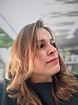 Snapshot of gynna_kimera chatting on 10.25.25 gynna kimera online show from 10.25.25