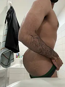 jojofloflo online show from 03.19.25