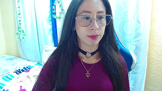 Snapshot of Gia_leinn chatting on 10.18.25 Gia leinn online show from 10.18.25