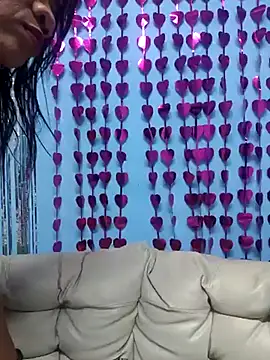 Snapshot of Tocameamor chatting on 02.28.25 Tocameamor online show from 02.28.25