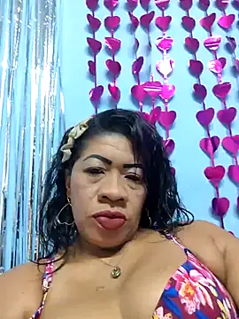 Snapshot of Tocameamor chatting on 03.13.25 Tocameamor online show from 03.13.25