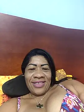 Snapshot of Tocameamor chatting on 10.07.25 Tocameamor online show from 10.07.25