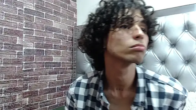 andres ocasio online show from 02.24.25