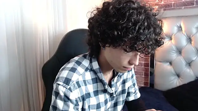 andres ocasio online show from 03.12.25