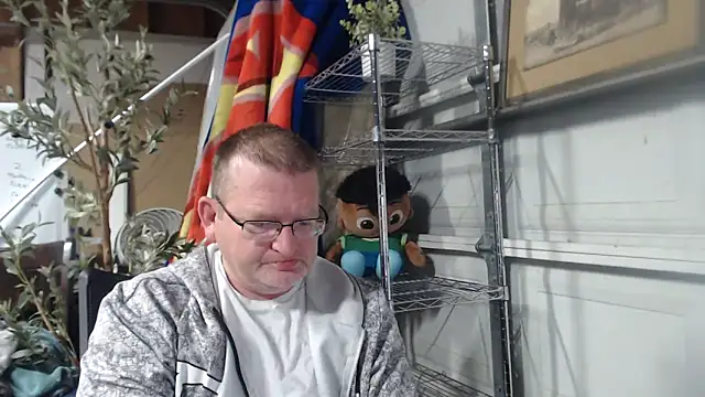 Randomoldguy615 online show from 03.08.25