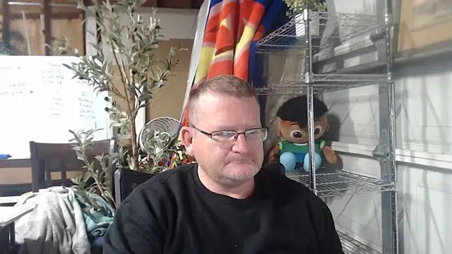 Randomoldguy615 online show from 03.18.25