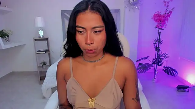 Ivyy Moon  online show from 03.11.25