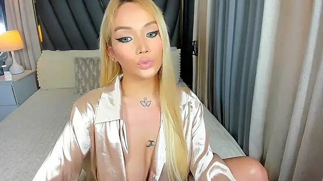 KylieSonique online show from 01.12.26