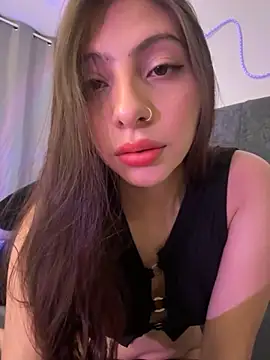 Snapshot of Dirty-Bunnyyy chatting on 05.27.26 Dirty-Bunnyyy online show from 05.27.26