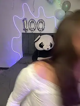 Snapshot of Dirty-Bunnyyy chatting on 06.02.26 Dirty-Bunnyyy online show from 06.02.26