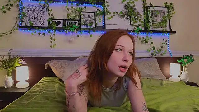 AliceTempt online show from 03.16.25