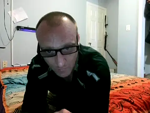 Snapshot of PornStro921 chatting on 03.13.25 PornStro921 online show from 03.13.25
