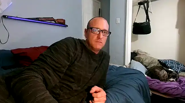 Snapshot of PornStro921 chatting on 03.22.25 PornStro921 online show from 03.22.25