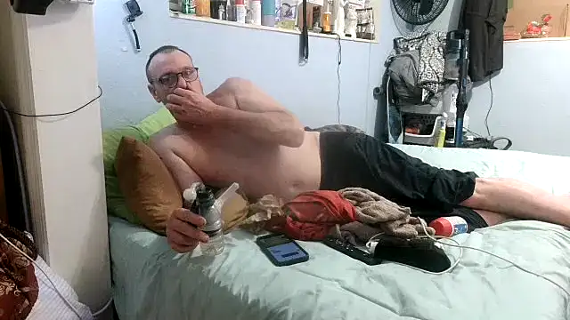 Snapshot of PornStro921 chatting on 09.16.25 PornStro921 online show from 09.16.25