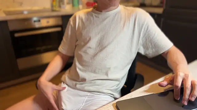 Snapshot of tommy_colson chatting on 11.06.25 tommy colson online show from 11.06.25