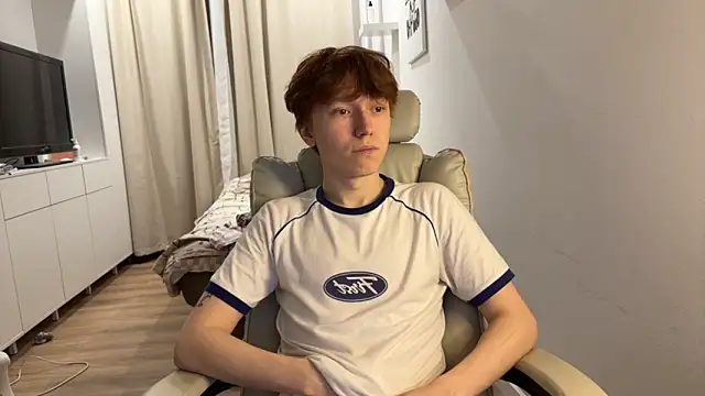 Snapshot of tommy_colson chatting on 11.12.25 tommy colson online show from 11.12.25