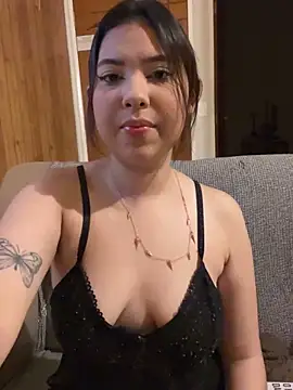 KiaraCut online show from 04.07.26