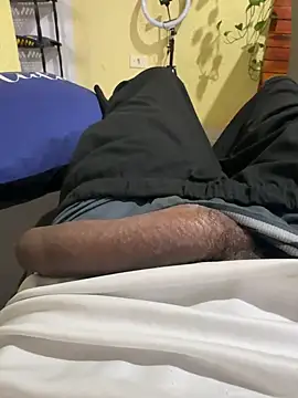 Pretosafado23cm online show from 03.12.25