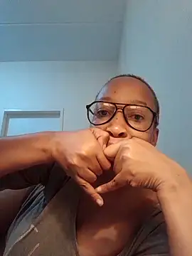 xyz089 online show from 03.17.25