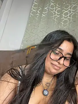 Snapshot of virginbrunette99 chatting on 06.29.26 virginbrunette99 online show from 06.29.26