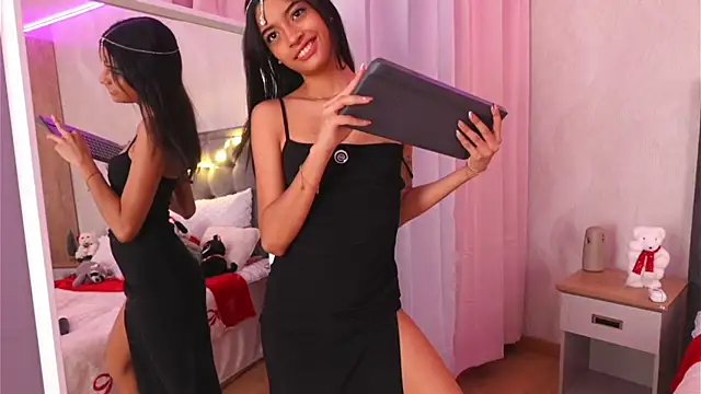 DaliaCruz online show from 11.30.25