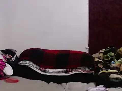 Hotmodel1984 online show from 12.09.24