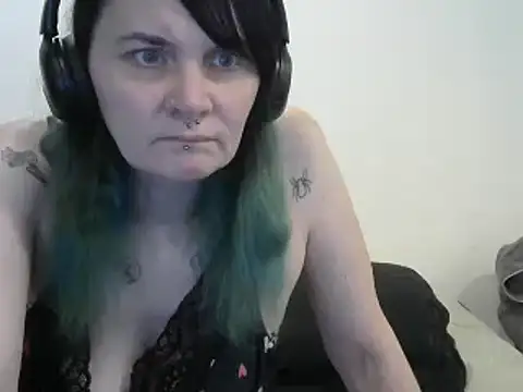 Hotmodel1984 online show from 03.10.26