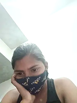 Snapshot of heena-3678 chatting on 03.13.25 heena-3678 online show from 03.13.25