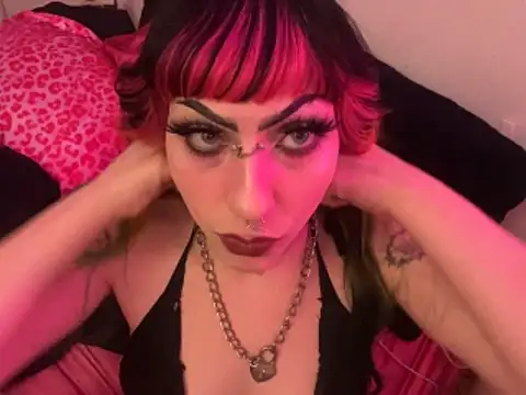 ChrryFoxx online show from 11.25.25