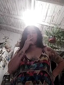 Snapshot of Fellyna chatting on 09.12.25 Fellyna online show from 09.12.25