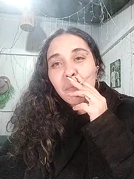 Snapshot of Fellyna chatting on 09.28.25 Fellyna online show from 09.28.25