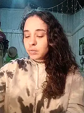 Snapshot of Fellyna chatting on 10.09.25 Fellyna online show from 10.09.25