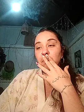 Snapshot of Fellyna chatting on 10.10.25 Fellyna online show from 10.10.25