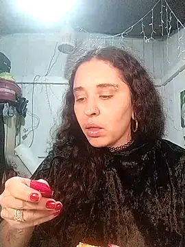 Snapshot of Fellyna chatting on 10.12.25 Fellyna online show from 10.12.25