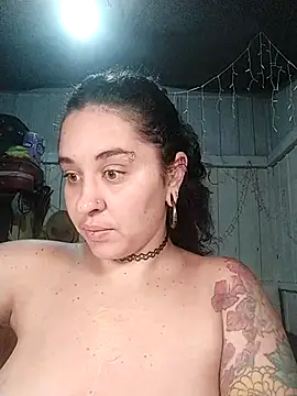 Snapshot of Fellyna chatting on 10.17.25 Fellyna online show from 10.17.25