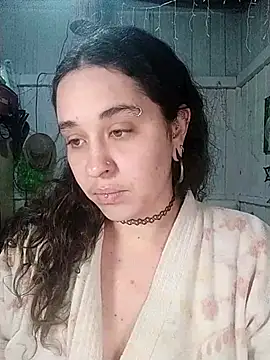 Snapshot of Fellyna chatting on 10.20.25 Fellyna online show from 10.20.25