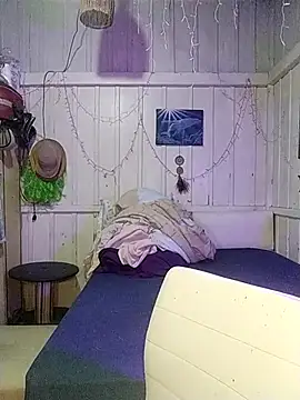 Snapshot of Fellyna chatting on 10.22.25 Fellyna online show from 10.22.25