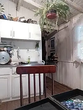 Snapshot of Fellyna chatting on 10.26.25 Fellyna online show from 10.26.25