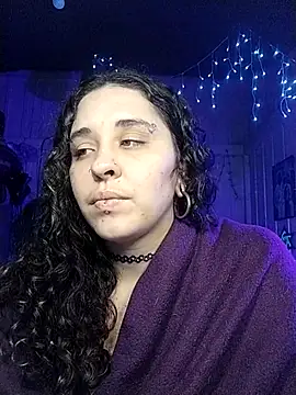 Snapshot of Fellyna chatting on 10.29.25 Fellyna online show from 10.29.25