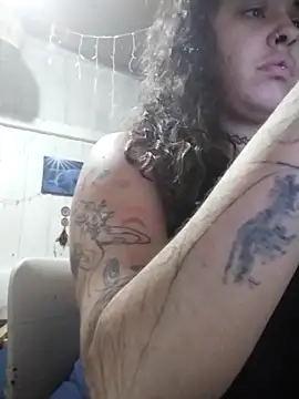 Snapshot of Fellyna chatting on 11.11.25 Fellyna online show from 11.11.25