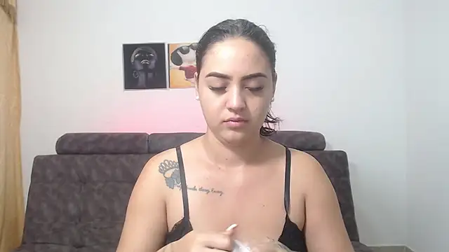 Anthonela Queen online show from 03.05.25