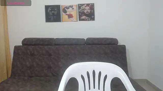 Anthonela Queen online show from 03.18.25