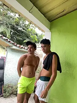 Snapshot of twinks_28 chatting on 02.20.26 twinks 28 online show from 02.20.26