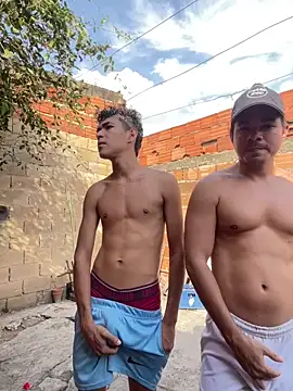 Snapshot of twinks_28 chatting on 03.04.26 twinks 28 online show from 03.04.26