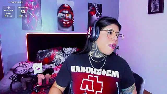 Veronika metal online show from 04.12.26