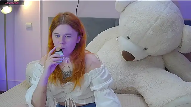 Eva Starlight online show from 03.16.25