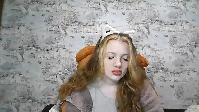 Eveline May online show from 10.04.25