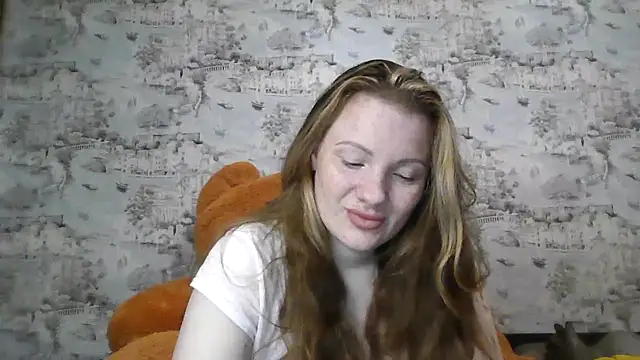 Snapshot of Eveline_May chatting on 11.12.25 Eveline May online show from 11.12.25